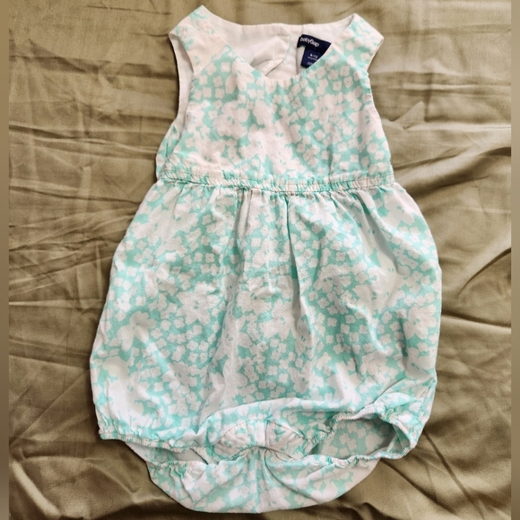 Baby‎ Girl Romper Size 6-12 Months - Picture 1 of 7